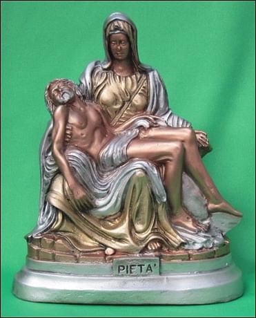 Soška: Panna Mária Sedembolestná - Pieta (N40)